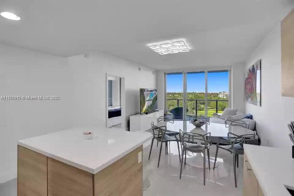16385 Biscayne Blvd 806, North Miami Beach, Florida 33160, 2 Bedrooms Bedrooms, ,2 BathroomsBathrooms,Residentiallease,For Rent,16385 Biscayne Blvd 806,A11500915