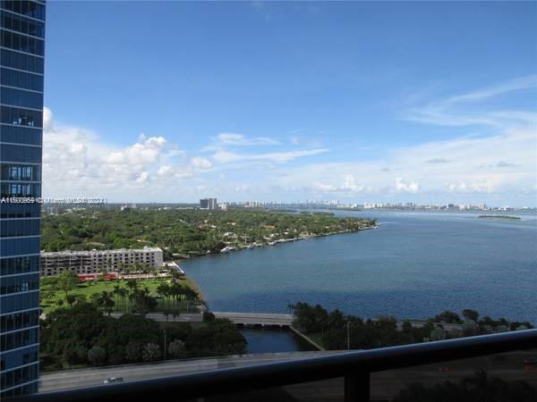 600 NE 36 St PH-22, Miami, Florida 33137, 3 Bedrooms Bedrooms, ,2 BathroomsBathrooms,Residentiallease,For Rent,600 NE 36 St PH-22,A11500959