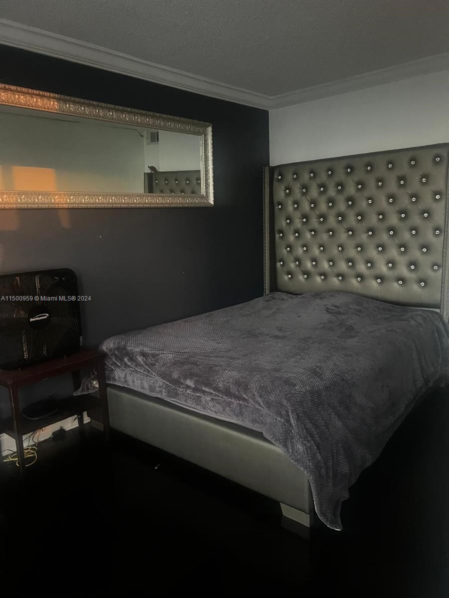600 NE 36 St PH-22, Miami, Florida 33137, 3 Bedrooms Bedrooms, ,2 BathroomsBathrooms,Residentiallease,For Rent,600 NE 36 St PH-22,A11500959