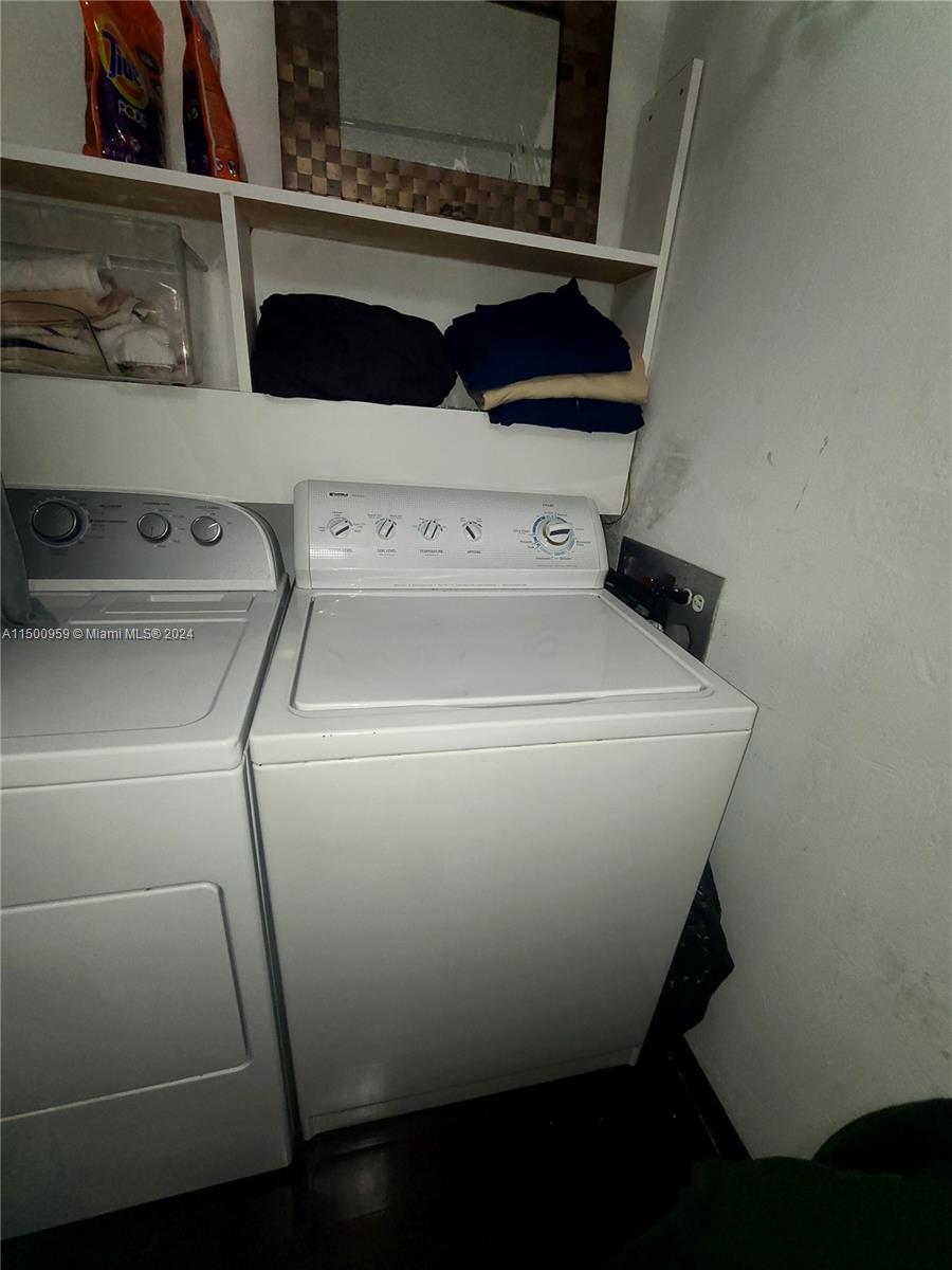 600 NE 36 St PH-22, Miami, Florida 33137, 3 Bedrooms Bedrooms, ,2 BathroomsBathrooms,Residentiallease,For Rent,600 NE 36 St PH-22,A11500959