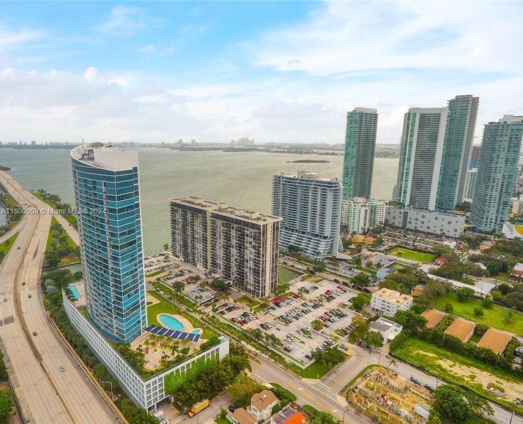 600 NE 36 St PH-22, Miami, Florida 33137, 3 Bedrooms Bedrooms, ,2 BathroomsBathrooms,Residentiallease,For Rent,600 NE 36 St PH-22,A11500959