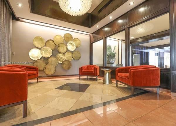 600 NE 36 St PH-22, Miami, Florida 33137, 3 Bedrooms Bedrooms, ,2 BathroomsBathrooms,Residentiallease,For Rent,600 NE 36 St PH-22,A11500959