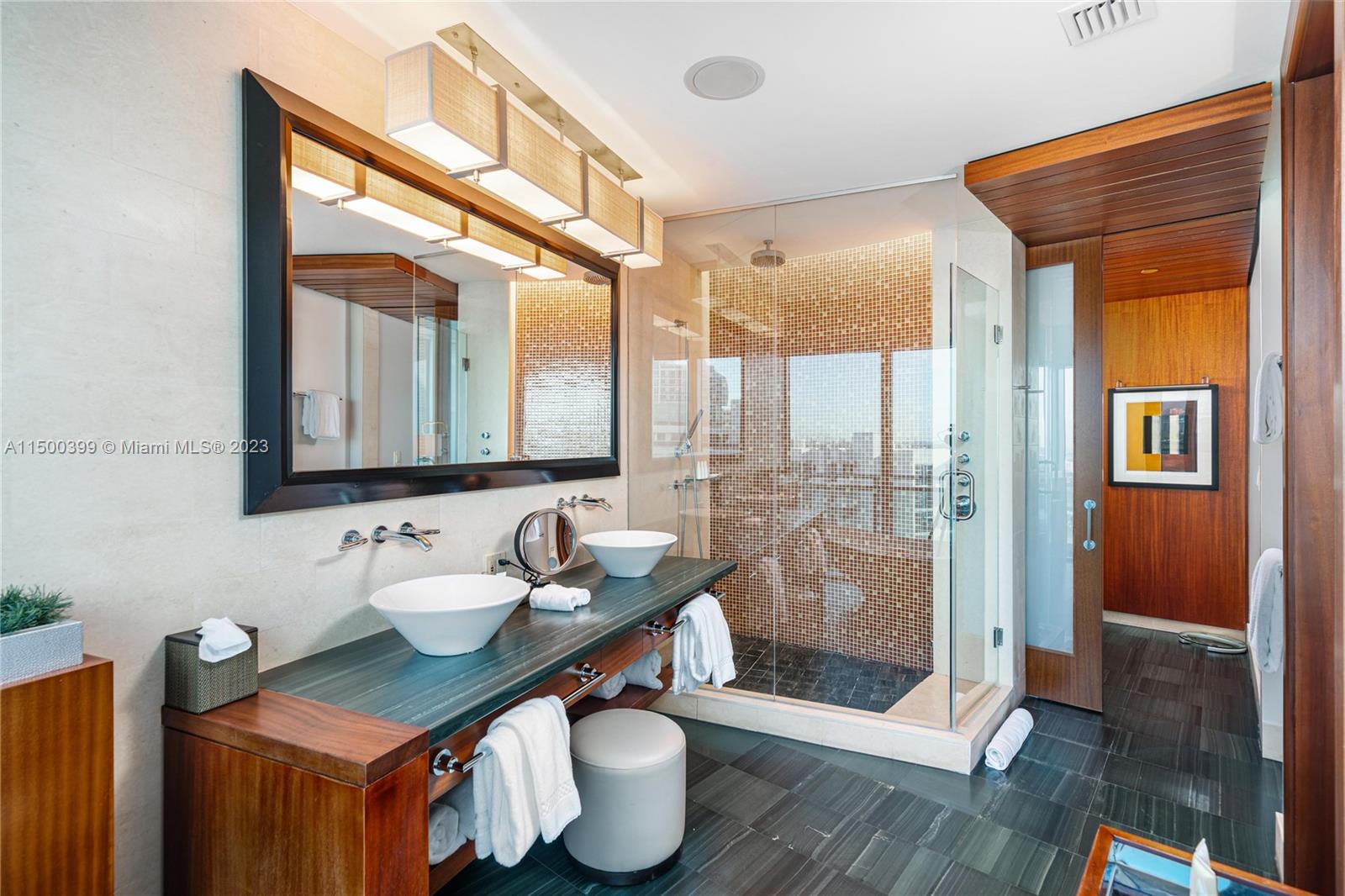 10295 Collins Ave 1217, Bal Harbour, Florida 33154, 1 Bedroom Bedrooms, ,1 BathroomBathrooms,Residentiallease,For Rent,10295 Collins Ave 1217,A11500399