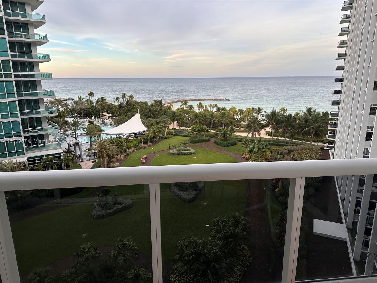 Bal Harbour, Florida 33154, 2 Bedrooms Bedrooms, ,2 BathroomsBathrooms,Residentiallease,For Rent,A11500967