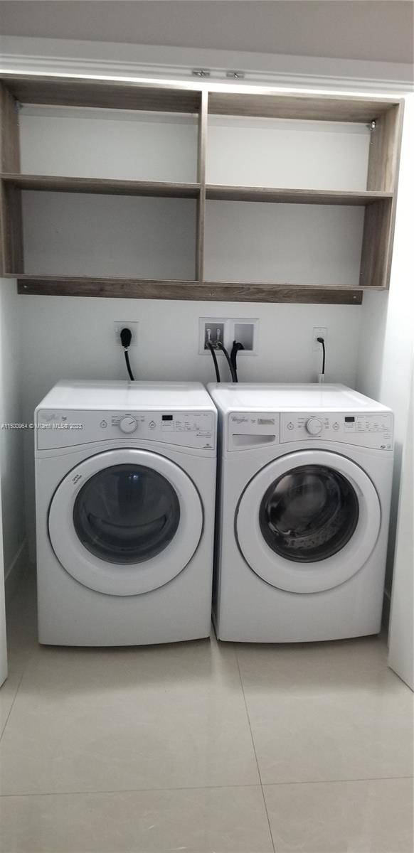 17301 Biscayne Blvd 1709, North Miami Beach, Florida 33160, 3 Bedrooms Bedrooms, ,3 BathroomsBathrooms,Residential,For Sale,17301 Biscayne Blvd 1709,A11500964
