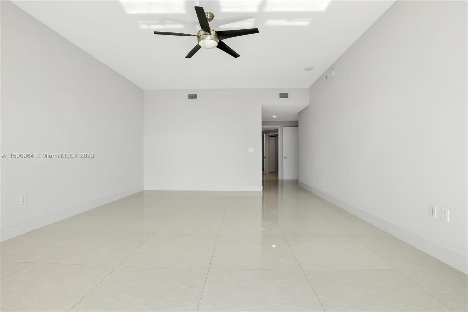 17301 Biscayne Blvd 1709, North Miami Beach, Florida 33160, 3 Bedrooms Bedrooms, ,3 BathroomsBathrooms,Residential,For Sale,17301 Biscayne Blvd 1709,A11500964