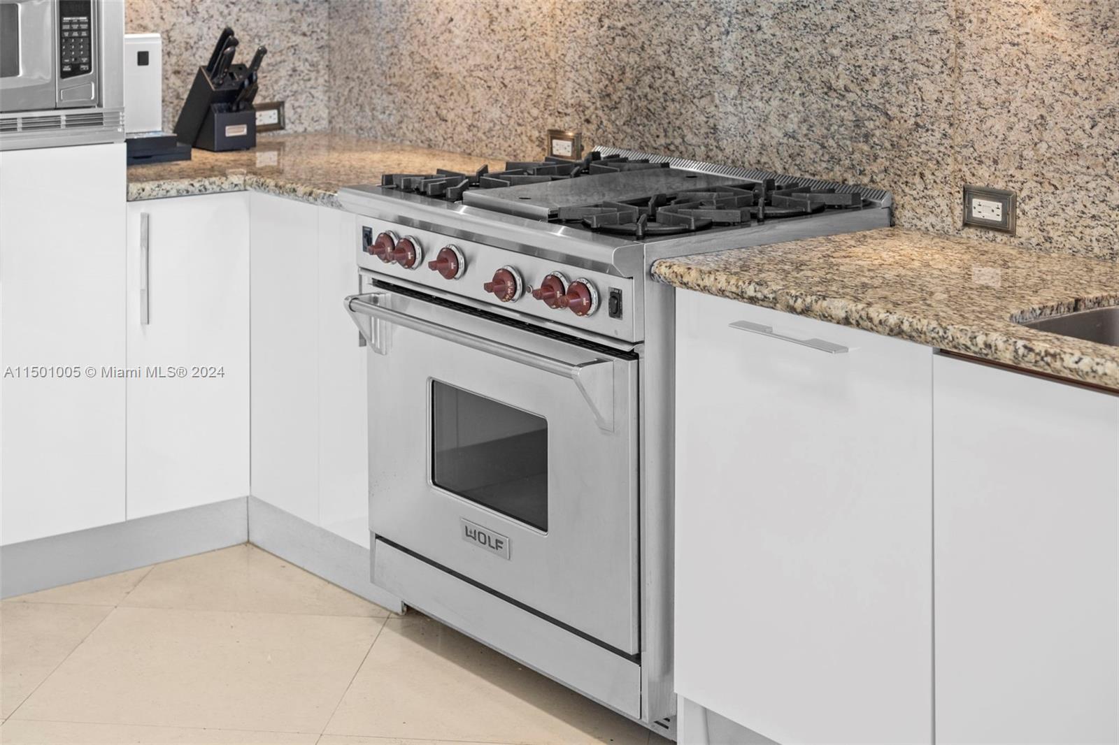 17875 Collins Ave 702, Sunny Isles Beach, Florida 33160, 3 Bedrooms Bedrooms, ,3 BathroomsBathrooms,Residentiallease,For Rent,17875 Collins Ave 702,A11501005