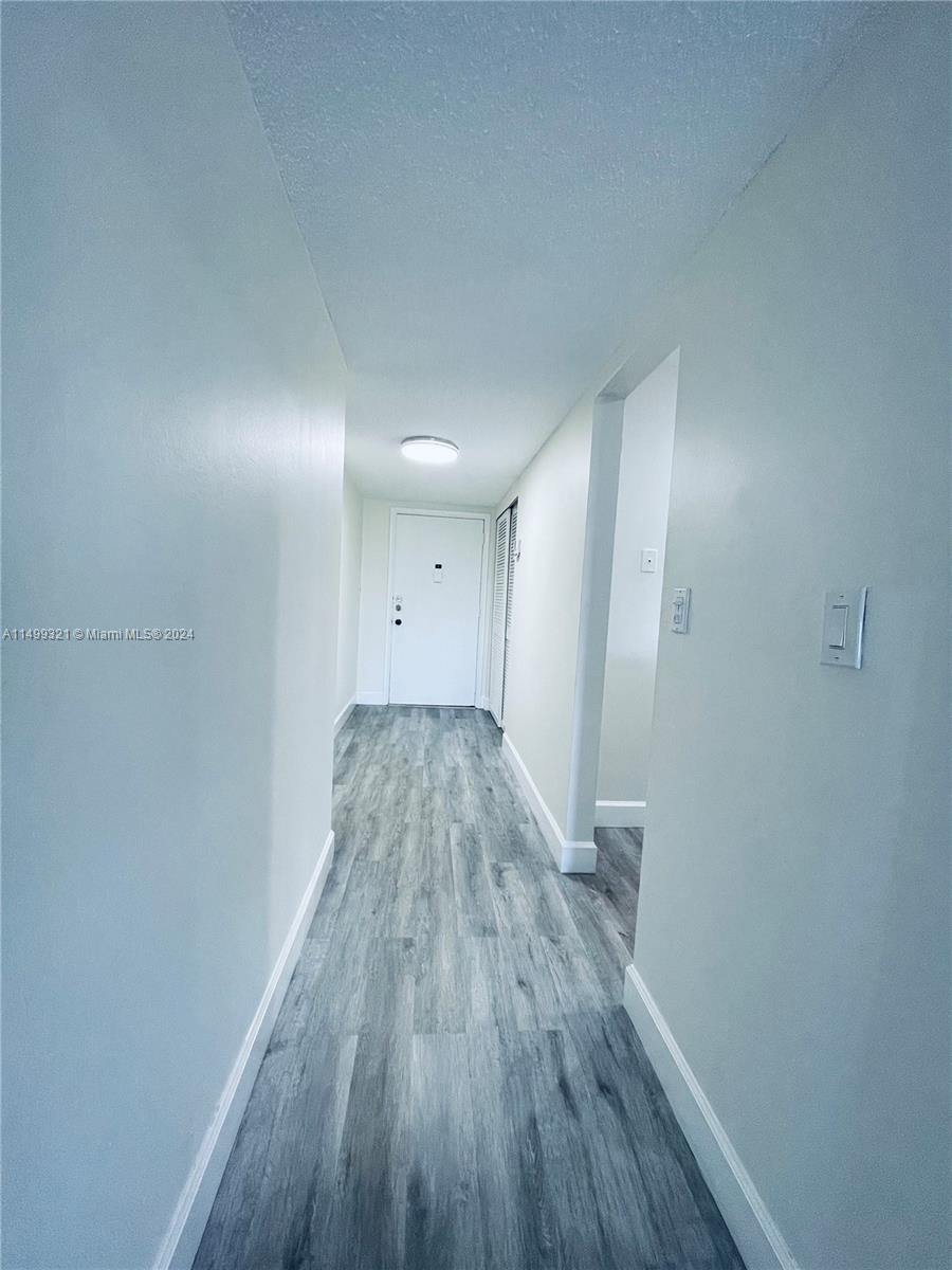 873 NE 195th St 309, Miami, Florida 33179, 2 Bedrooms Bedrooms, 1 Room Rooms,2 BathroomsBathrooms,Residential,For Sale,873 NE 195th St 309,A11499321