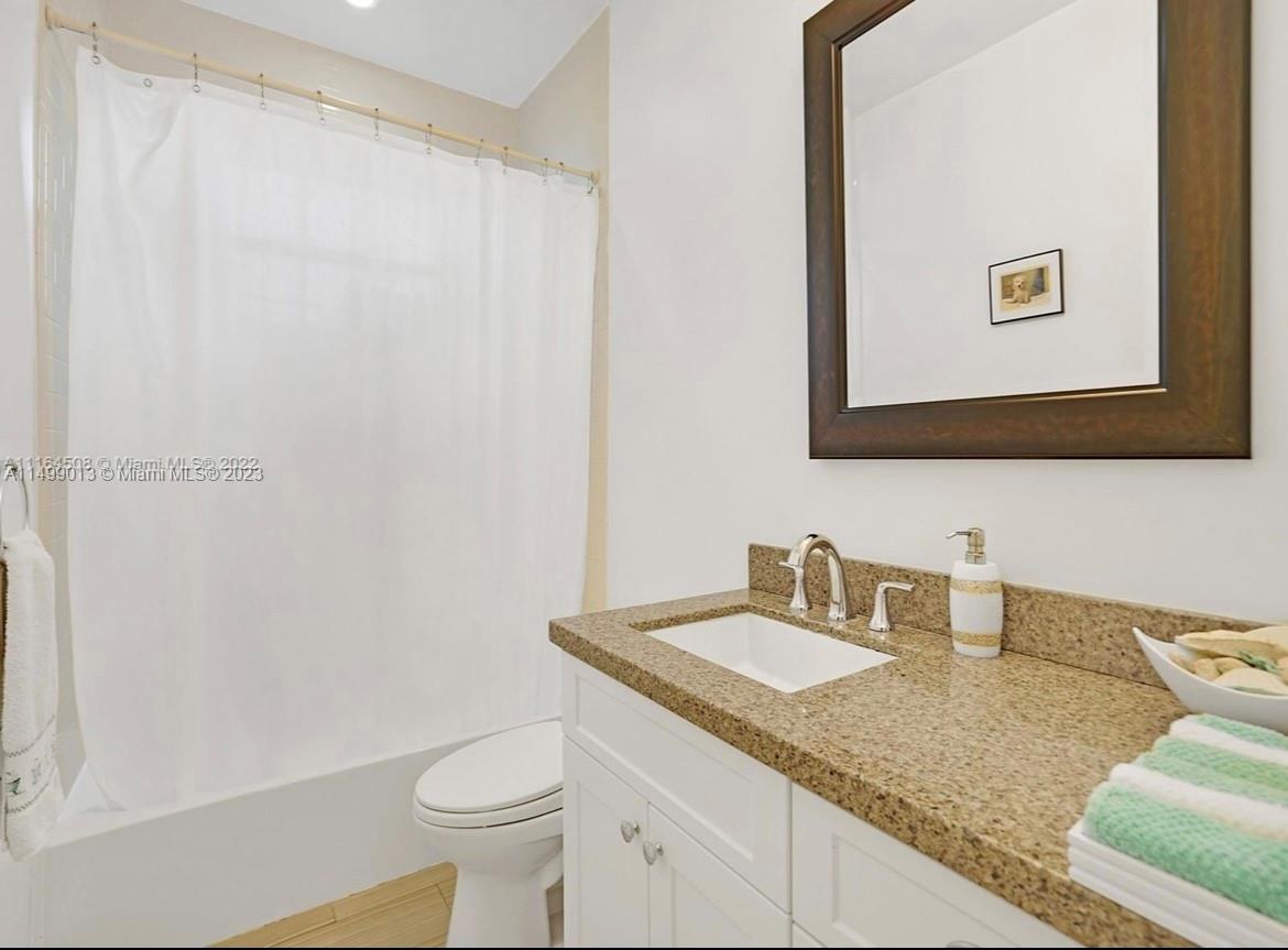 5730 San Vicente St, Coral Gables, Florida 33146, 3 Bedrooms Bedrooms, ,2 BathroomsBathrooms,Residential,For Sale,5730 San Vicente St,A11499013