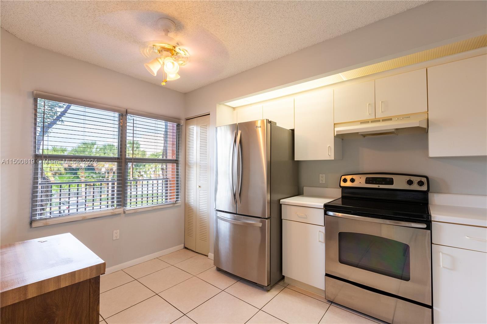 571 SW 142nd Ave 209O, Pembroke Pines, Florida 33027, 2 Bedrooms Bedrooms, ,2 BathroomsBathrooms,Residential,For Sale,571 SW 142nd Ave 209O,A11500819