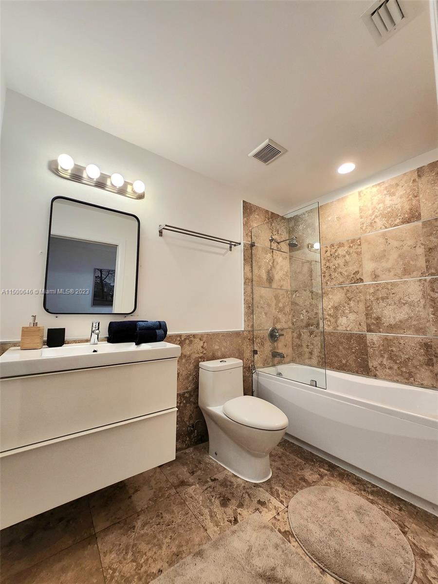 1410 Euclid Ave 3, Miami Beach, Florida 33139, 2 Bedrooms Bedrooms, ,2 BathroomsBathrooms,Residential,For Sale,1410 Euclid Ave 3,A11500646