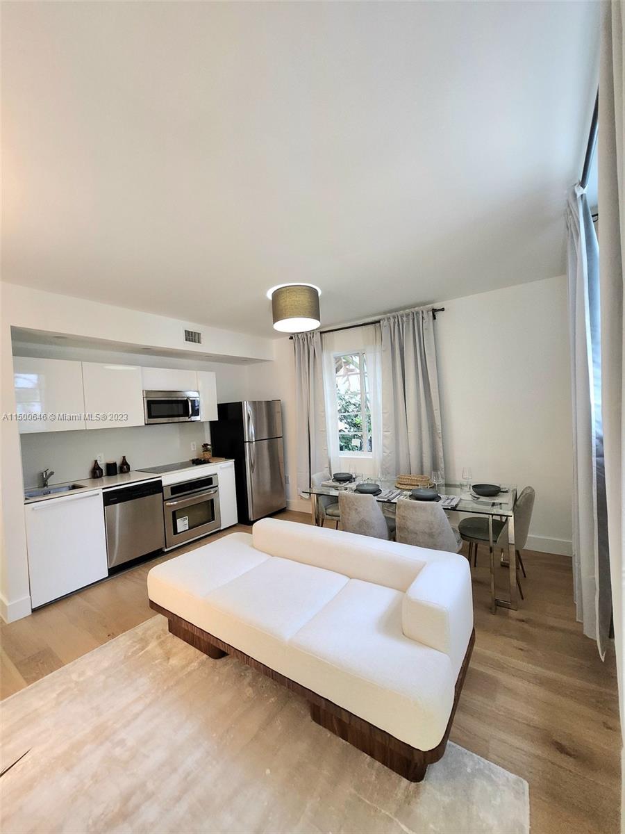 1410 Euclid Ave 3, Miami Beach, Florida 33139, 2 Bedrooms Bedrooms, ,2 BathroomsBathrooms,Residential,For Sale,1410 Euclid Ave 3,A11500646