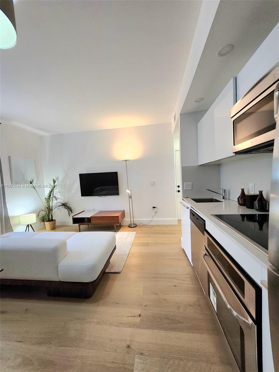1410 Euclid Ave 3, Miami Beach, Florida 33139, 2 Bedrooms Bedrooms, ,2 BathroomsBathrooms,Residential,For Sale,1410 Euclid Ave 3,A11500646