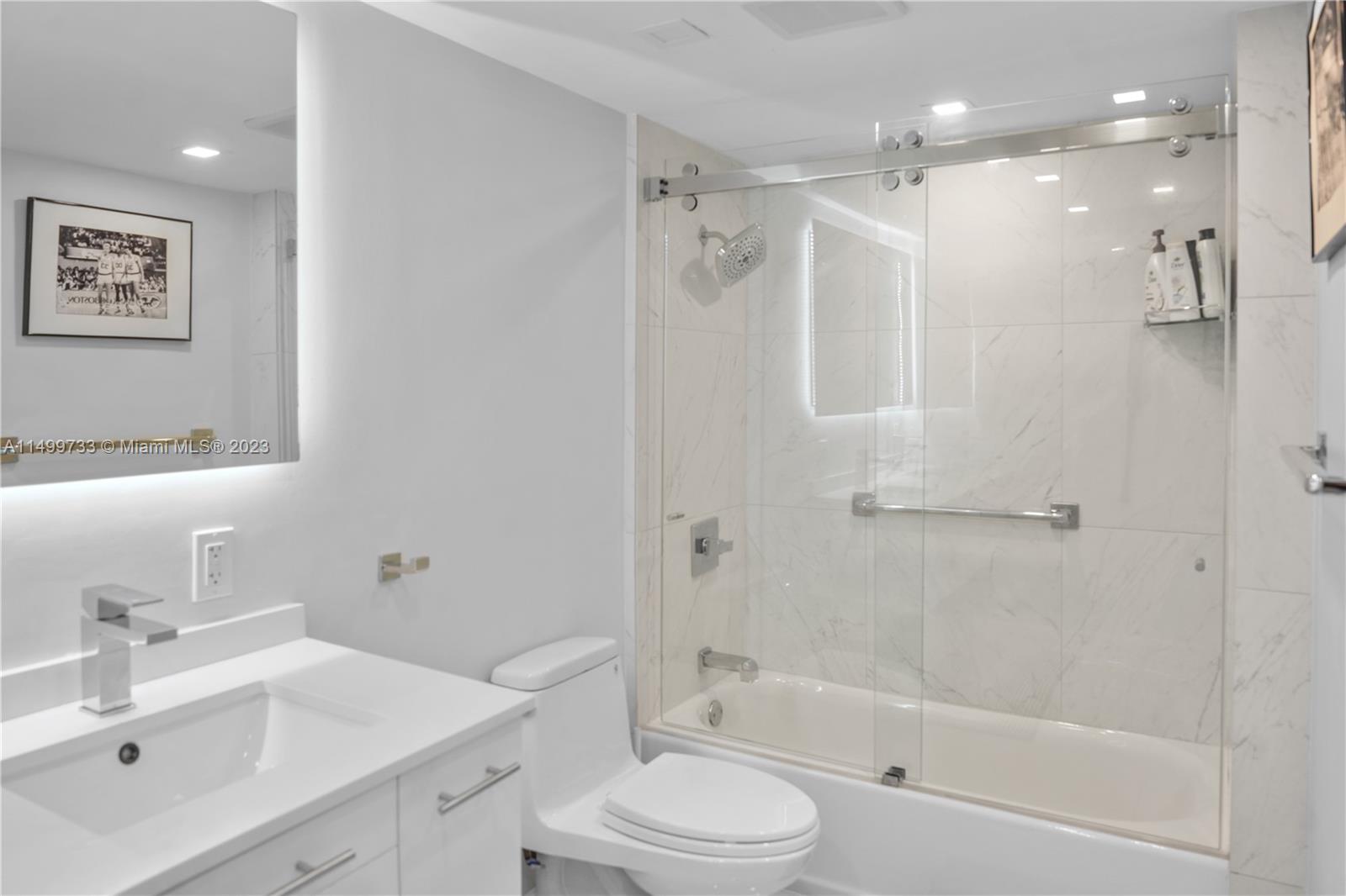 20515 E Country Club Dr 1849, Aventura, Florida 33180, 2 Bedrooms Bedrooms, ,2 BathroomsBathrooms,Residential,For Sale,20515 E Country Club Dr 1849,A11499733