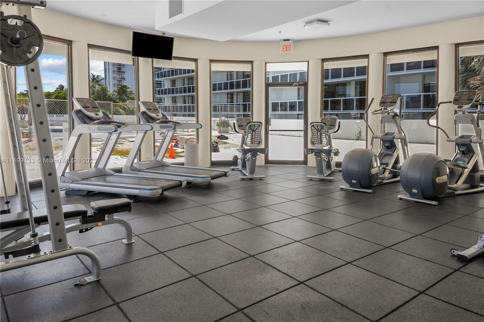 20515 E Country Club Dr 1849, Aventura, Florida 33180, 2 Bedrooms Bedrooms, ,2 BathroomsBathrooms,Residential,For Sale,20515 E Country Club Dr 1849,A11499733