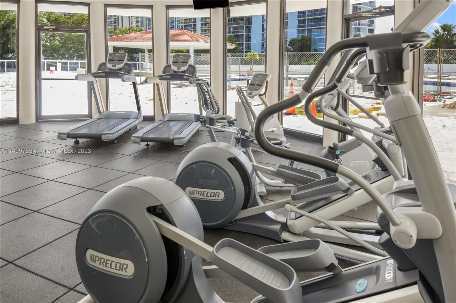 20515 E Country Club Dr 1849, Aventura, Florida 33180, 2 Bedrooms Bedrooms, ,2 BathroomsBathrooms,Residential,For Sale,20515 E Country Club Dr 1849,A11499733