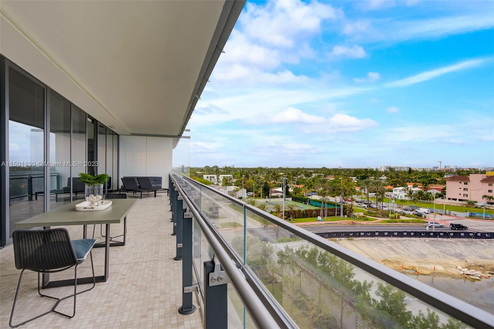 8701 Collins Ave 603, Miami Beach, Florida 33154, 1 Bedroom Bedrooms, ,1 BathroomBathrooms,Residential,For Sale,8701 Collins Ave 603,A11501130