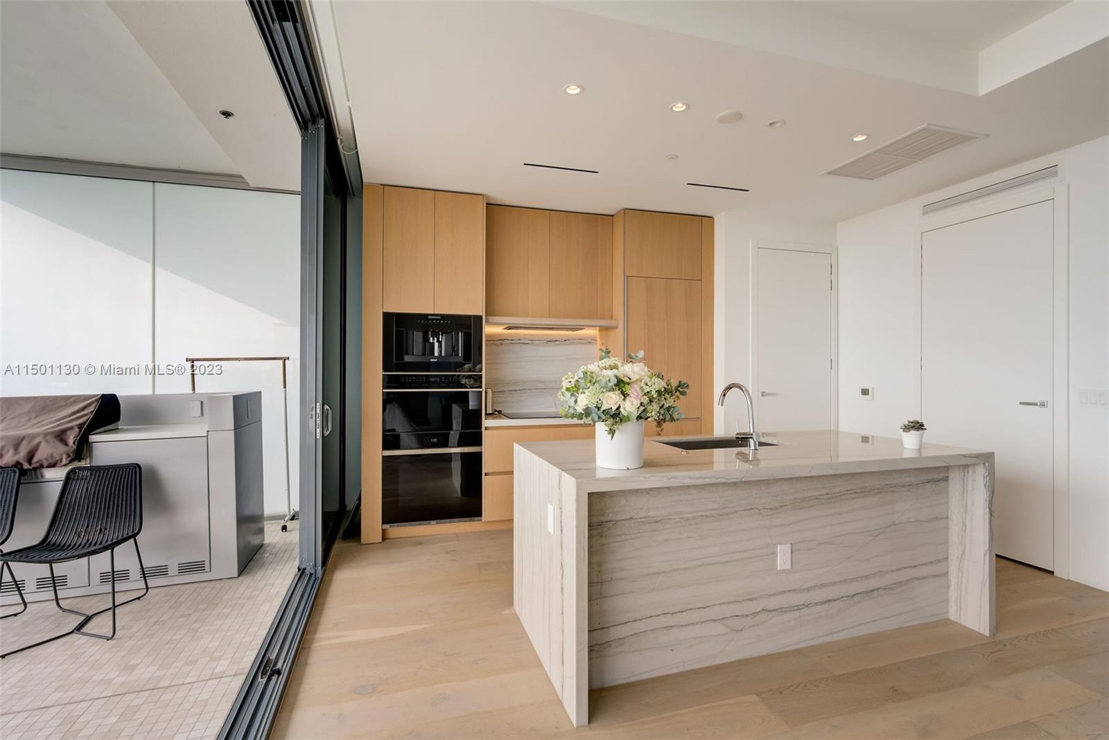 8701 Collins Ave 603, Miami Beach, Florida 33154, 1 Bedroom Bedrooms, ,1 BathroomBathrooms,Residential,For Sale,8701 Collins Ave 603,A11501130