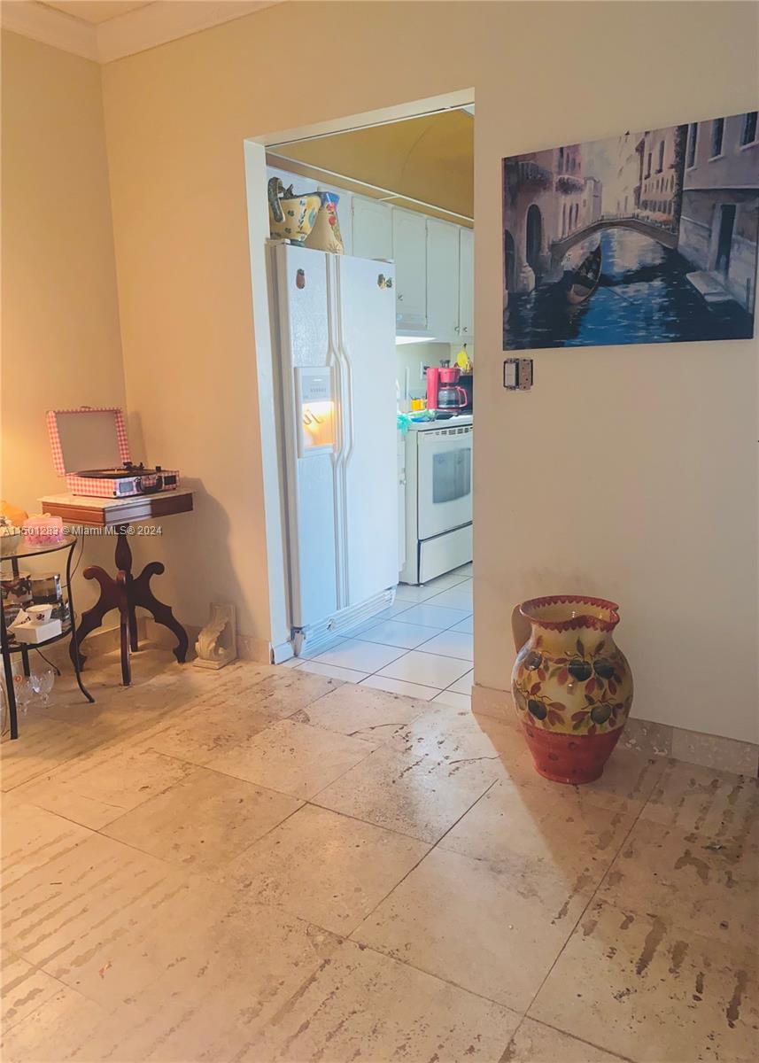 300 Golden Isles Dr 205, Hallandale Beach, Florida 33009, 2 Bedrooms Bedrooms, ,2 BathroomsBathrooms,Residential,For Sale,300 Golden Isles Dr 205,A11501283