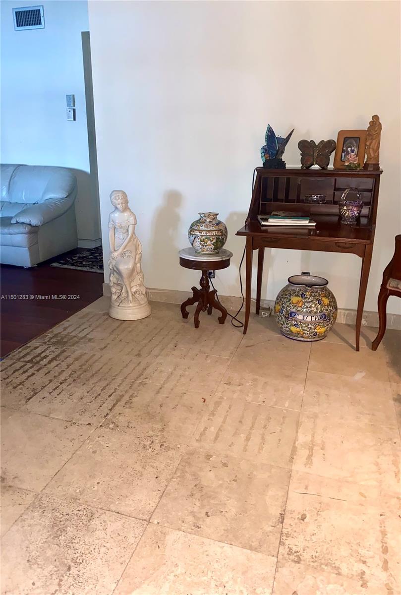 300 Golden Isles Dr 205, Hallandale Beach, Florida 33009, 2 Bedrooms Bedrooms, ,2 BathroomsBathrooms,Residential,For Sale,300 Golden Isles Dr 205,A11501283