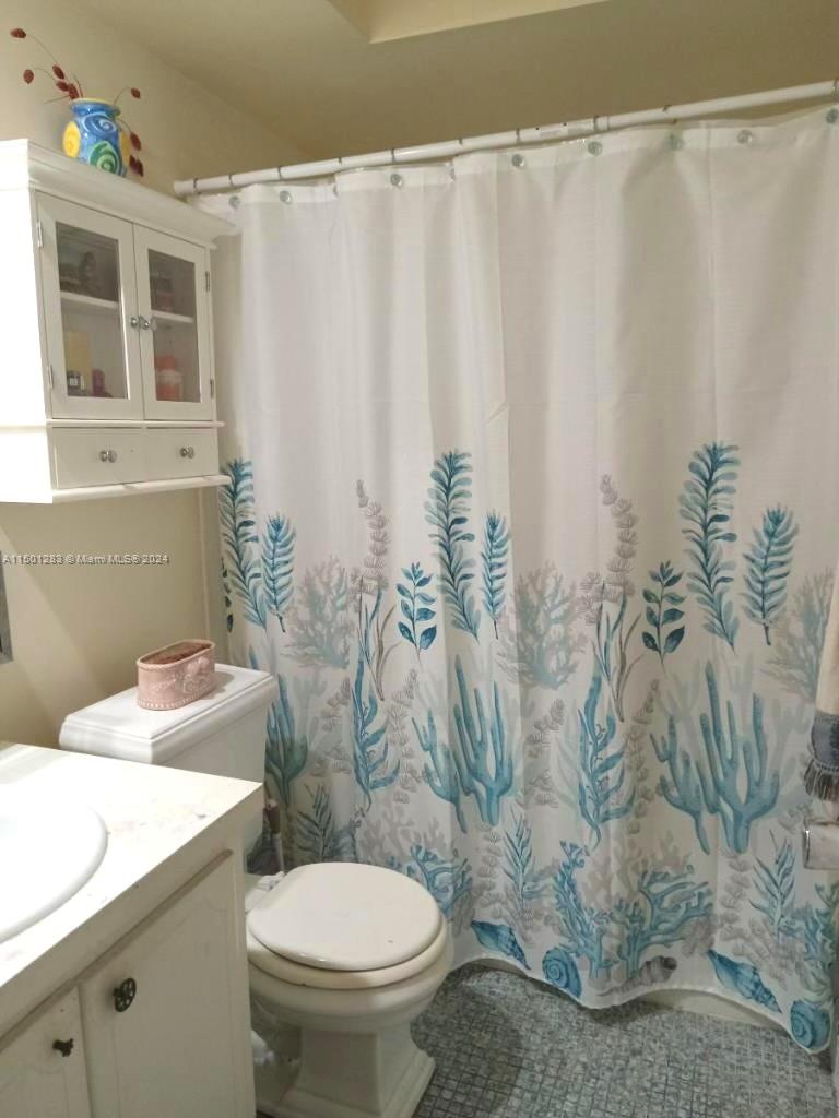 300 Golden Isles Dr 205, Hallandale Beach, Florida 33009, 2 Bedrooms Bedrooms, ,2 BathroomsBathrooms,Residential,For Sale,300 Golden Isles Dr 205,A11501283