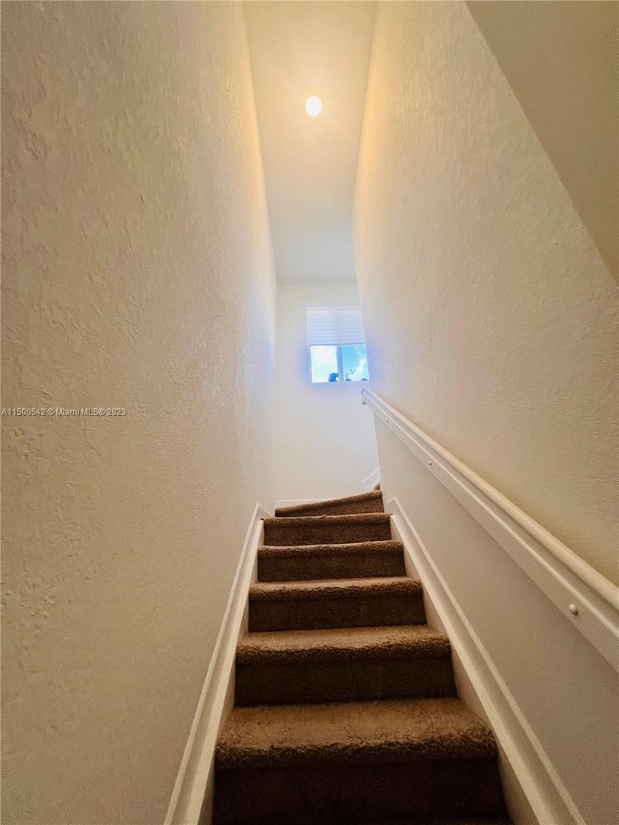 2430 SE 10th Ct, Homestead, Florida 33035, 4 Bedrooms Bedrooms, ,3 BathroomsBathrooms,Residentiallease,For Rent,2430 SE 10th Ct,A11500542