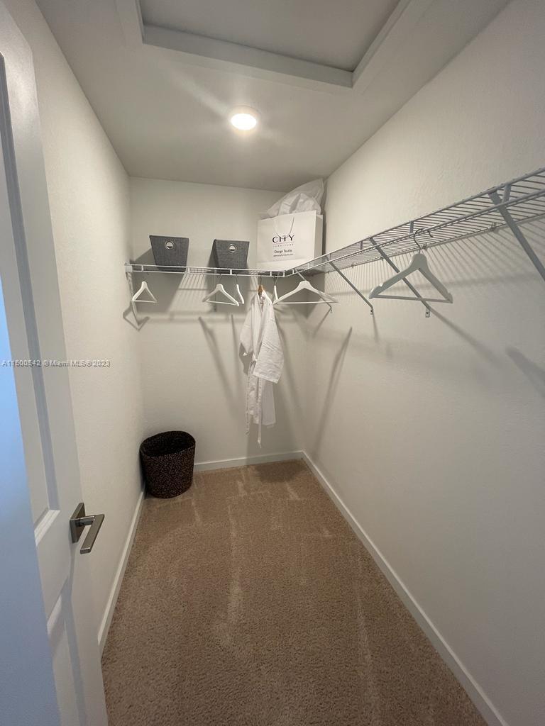 2430 SE 10th Ct, Homestead, Florida 33035, 4 Bedrooms Bedrooms, ,3 BathroomsBathrooms,Residentiallease,For Rent,2430 SE 10th Ct,A11500542