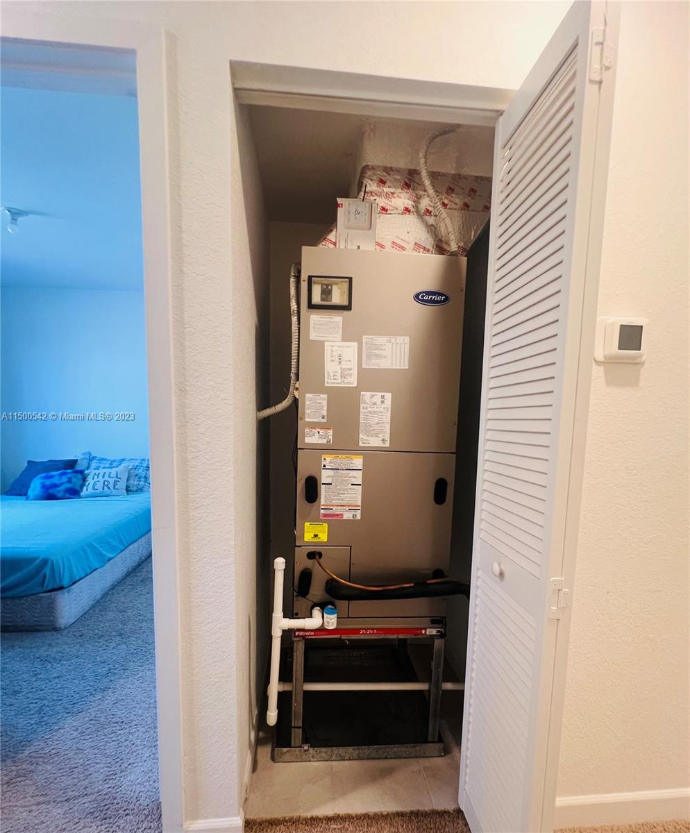 2430 SE 10th Ct, Homestead, Florida 33035, 4 Bedrooms Bedrooms, ,3 BathroomsBathrooms,Residentiallease,For Rent,2430 SE 10th Ct,A11500542