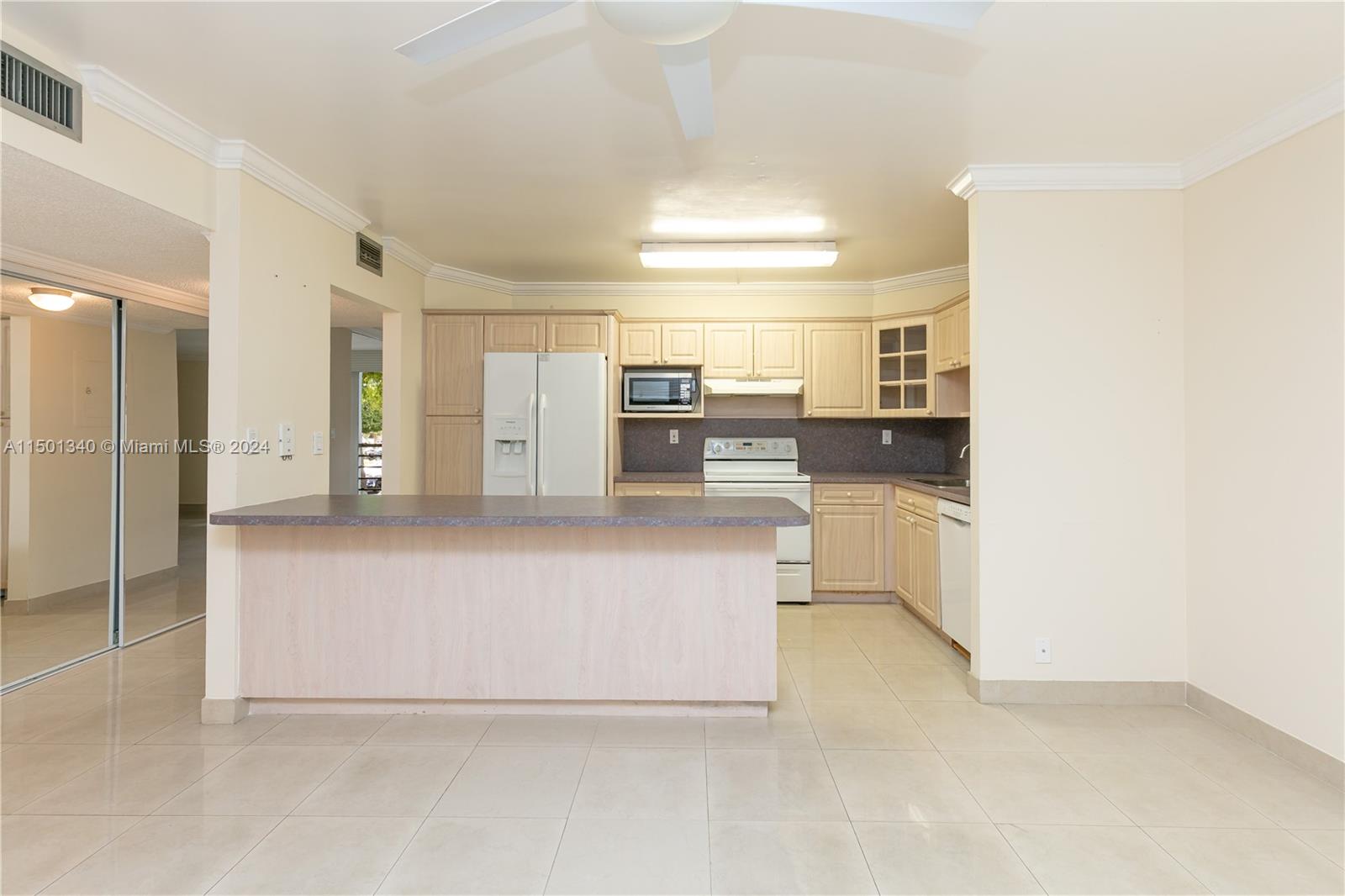 20441 NE 30th Ave 206-9, Aventura, Florida 33180, 3 Bedrooms Bedrooms, 5 Rooms Rooms,2 BathroomsBathrooms,Residential,For Sale,20441 NE 30th Ave 206-9,A11501340