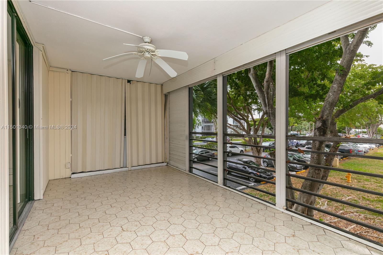 20441 NE 30th Ave 206-9, Aventura, Florida 33180, 3 Bedrooms Bedrooms, 5 Rooms Rooms,2 BathroomsBathrooms,Residential,For Sale,20441 NE 30th Ave 206-9,A11501340