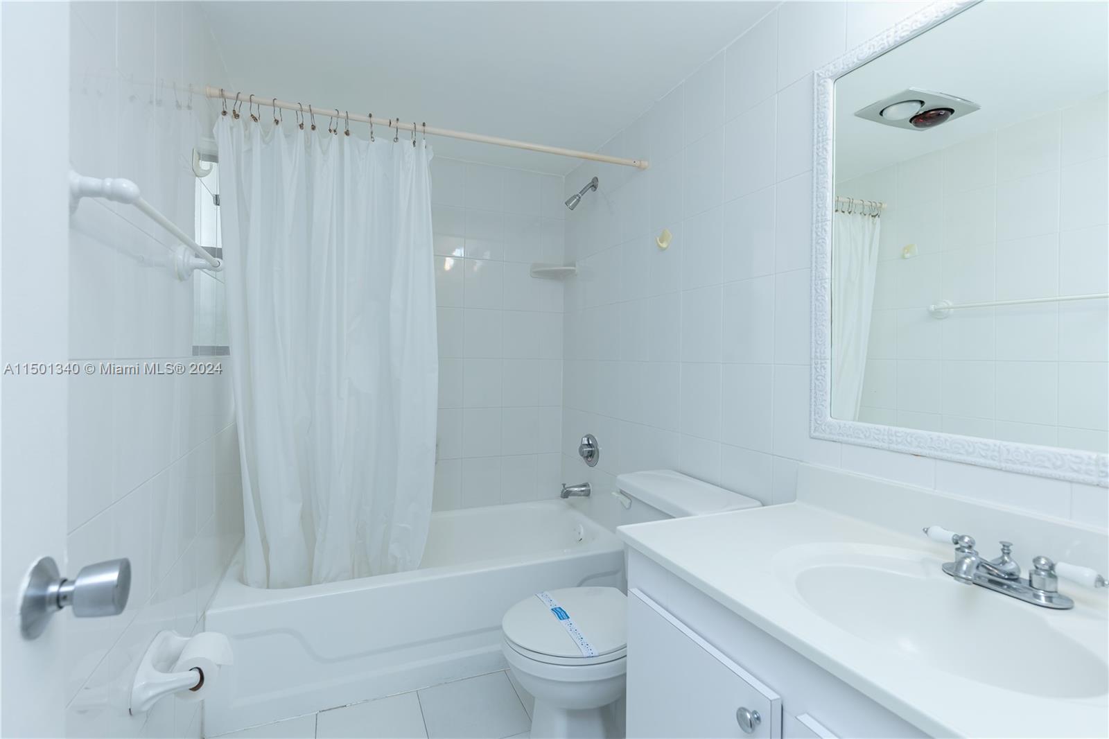 20441 30th Ave, Aventura, FL, 33180 United States, 3 Bedrooms Bedrooms, ,2 BathroomsBathrooms,Residential,For Sale,30th Ave,A11501340