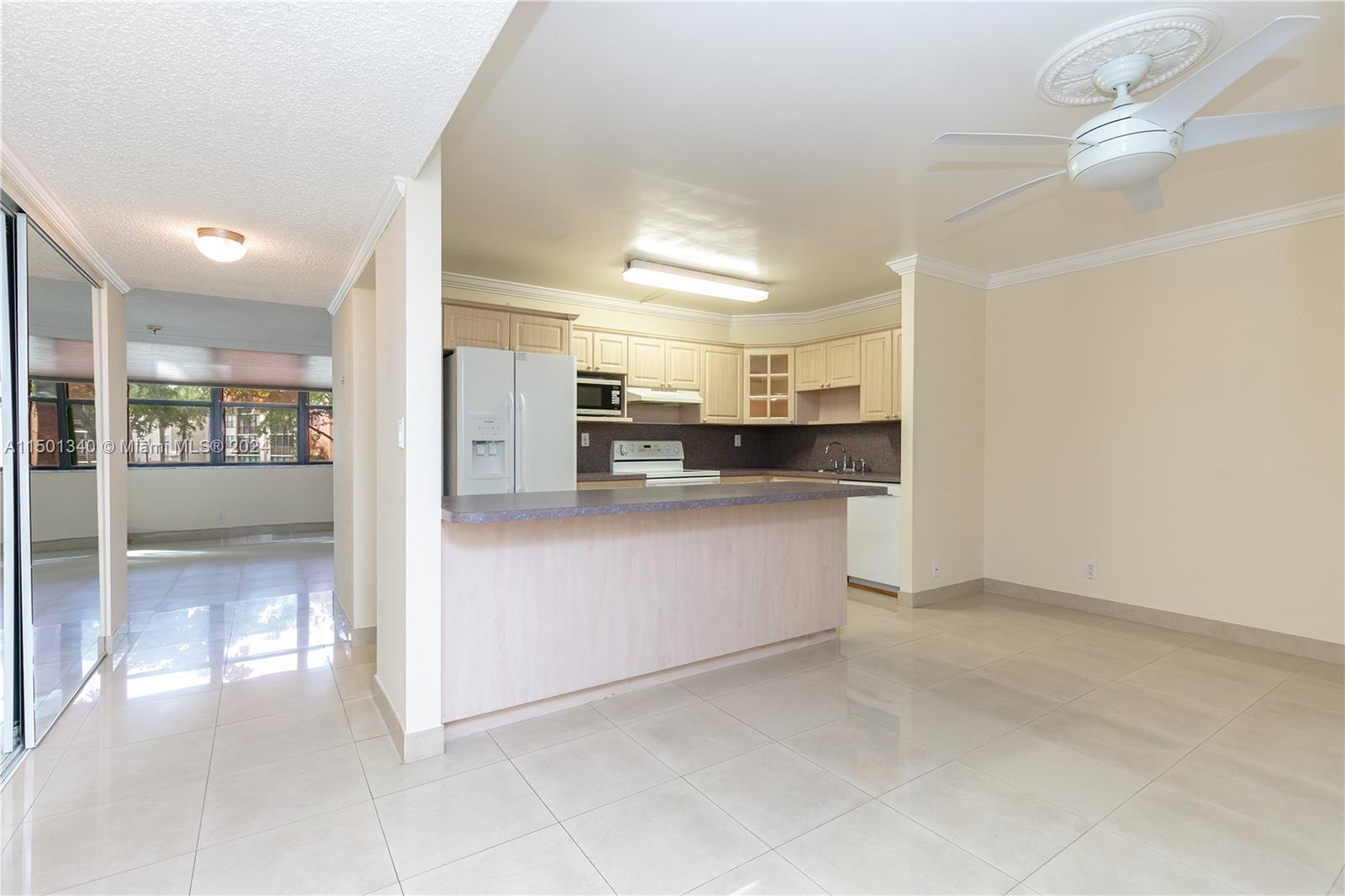 20441 NE 30th Ave 206-9, Aventura, Florida 33180, 3 Bedrooms Bedrooms, 5 Rooms Rooms,2 BathroomsBathrooms,Residential,For Sale,20441 NE 30th Ave 206-9,A11501340