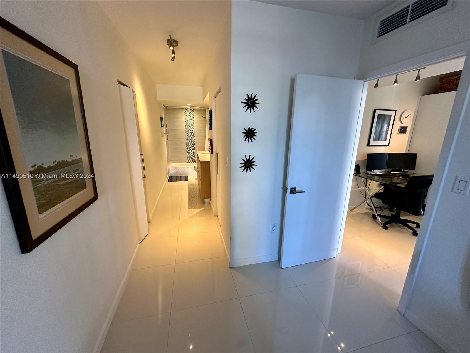 500 Bayview Dr, Sunny Isles Beach, FL, 33160 United States, 2 Bedrooms Bedrooms, ,2 BathroomsBathrooms,Residential,For Sale,Bayview Dr,A11490510