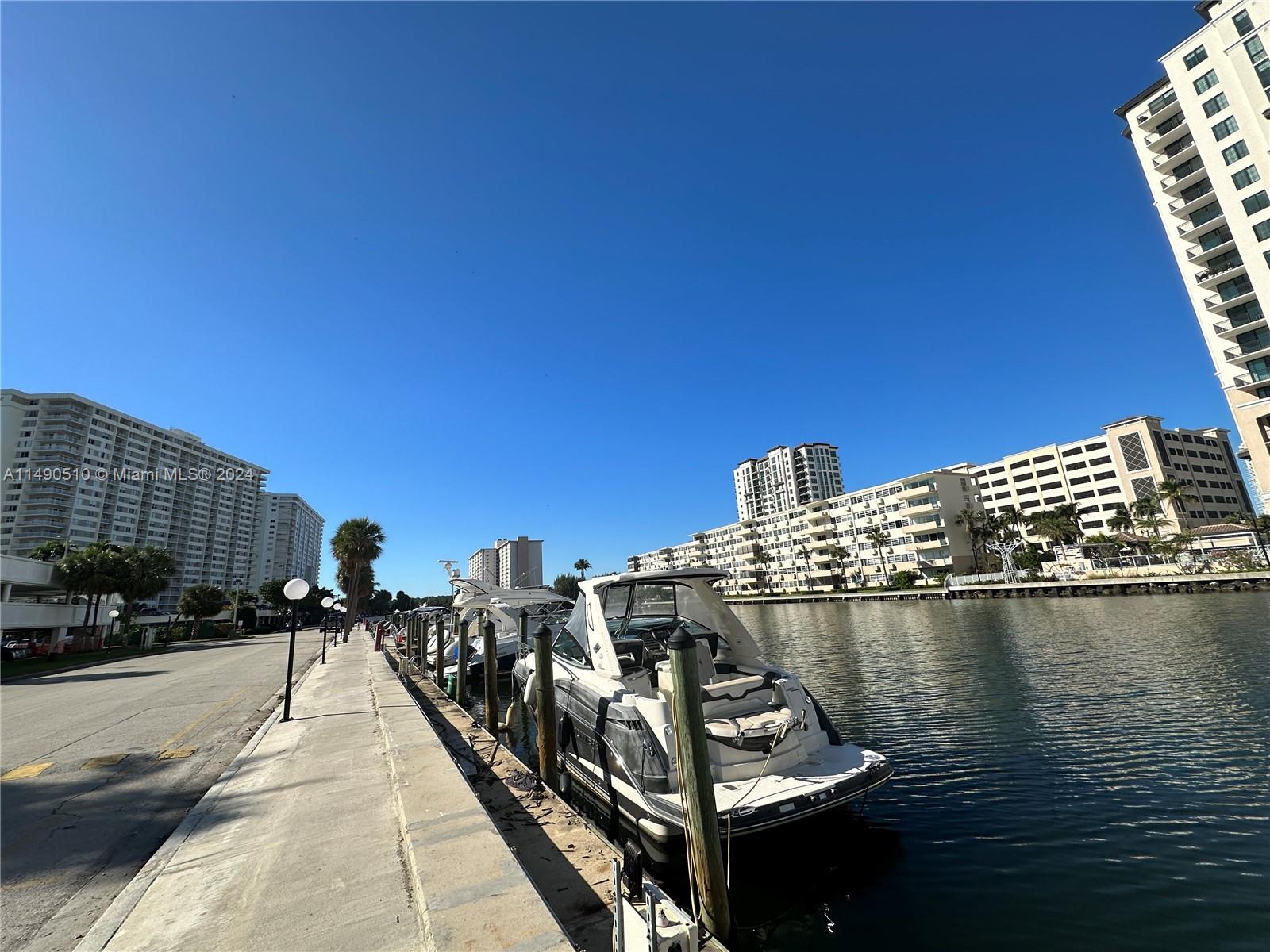 500 Bayview Dr, Sunny Isles Beach, FL, 33160 United States, 2 Bedrooms Bedrooms, ,2 BathroomsBathrooms,Residential,For Sale,Bayview Dr,A11490510