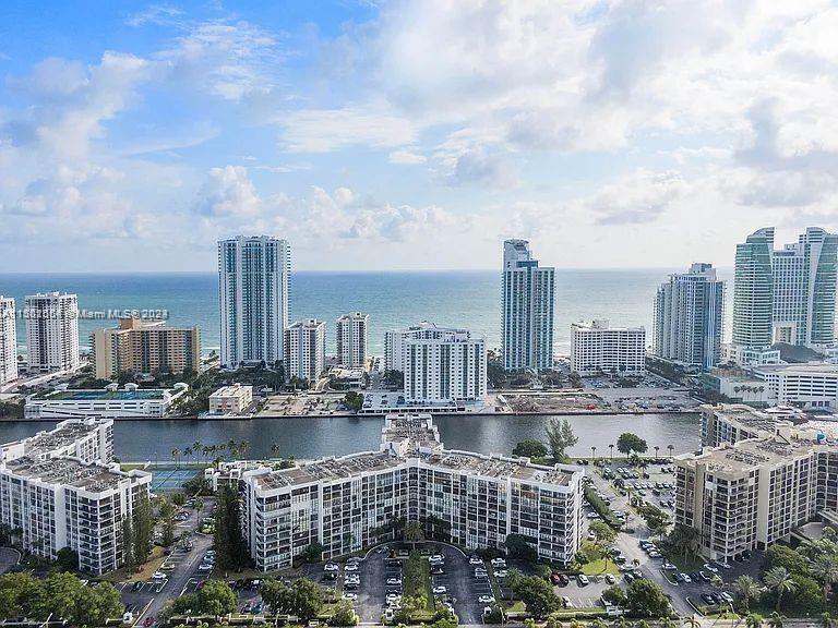 800  Parkview Dr #827 For Sale A11501554, FL