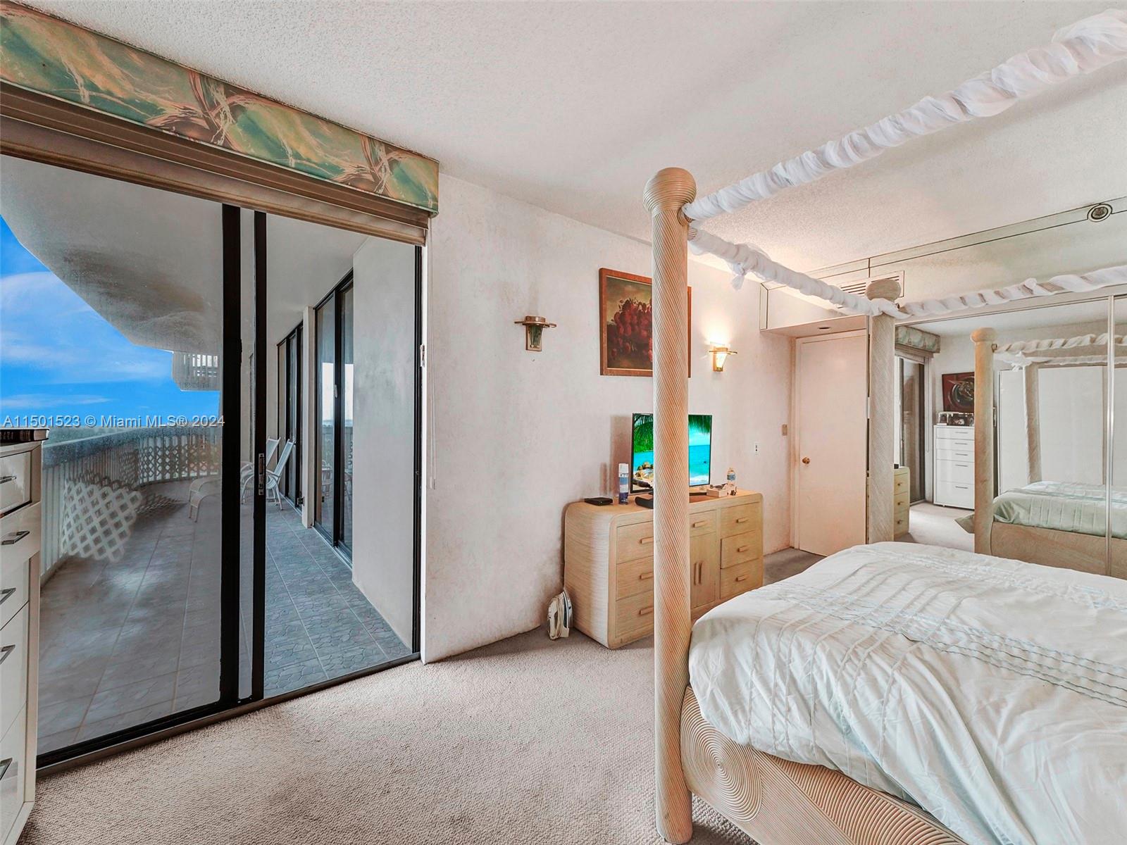 19355 Turnberry Way 8L, Aventura, Florida 33180, 3 Bedrooms Bedrooms, ,2 BathroomsBathrooms,Residential,For Sale,19355 Turnberry Way 8L,A11501523