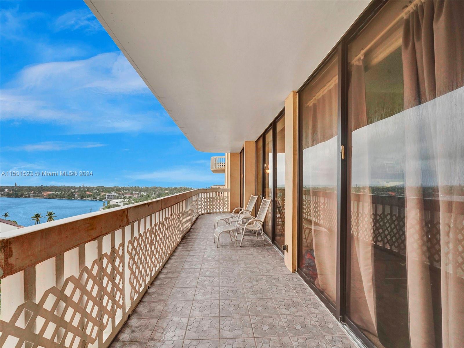 19355 Turnberry Way 8L, Aventura, Florida 33180, 3 Bedrooms Bedrooms, ,2 BathroomsBathrooms,Residential,For Sale,19355 Turnberry Way 8L,A11501523