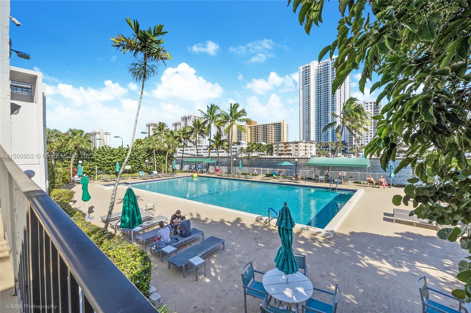 1000 Parkview Dr 501, Hallandale Beach, Florida 33009, 2 Bedrooms Bedrooms, ,1 BathroomBathrooms,Residential,For Sale,1000 Parkview Dr 501,A11500902