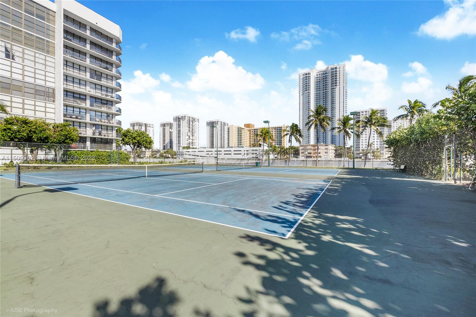1000 Parkview Dr 501, Hallandale Beach, Florida 33009, 2 Bedrooms Bedrooms, ,1 BathroomBathrooms,Residential,For Sale,1000 Parkview Dr 501,A11500902