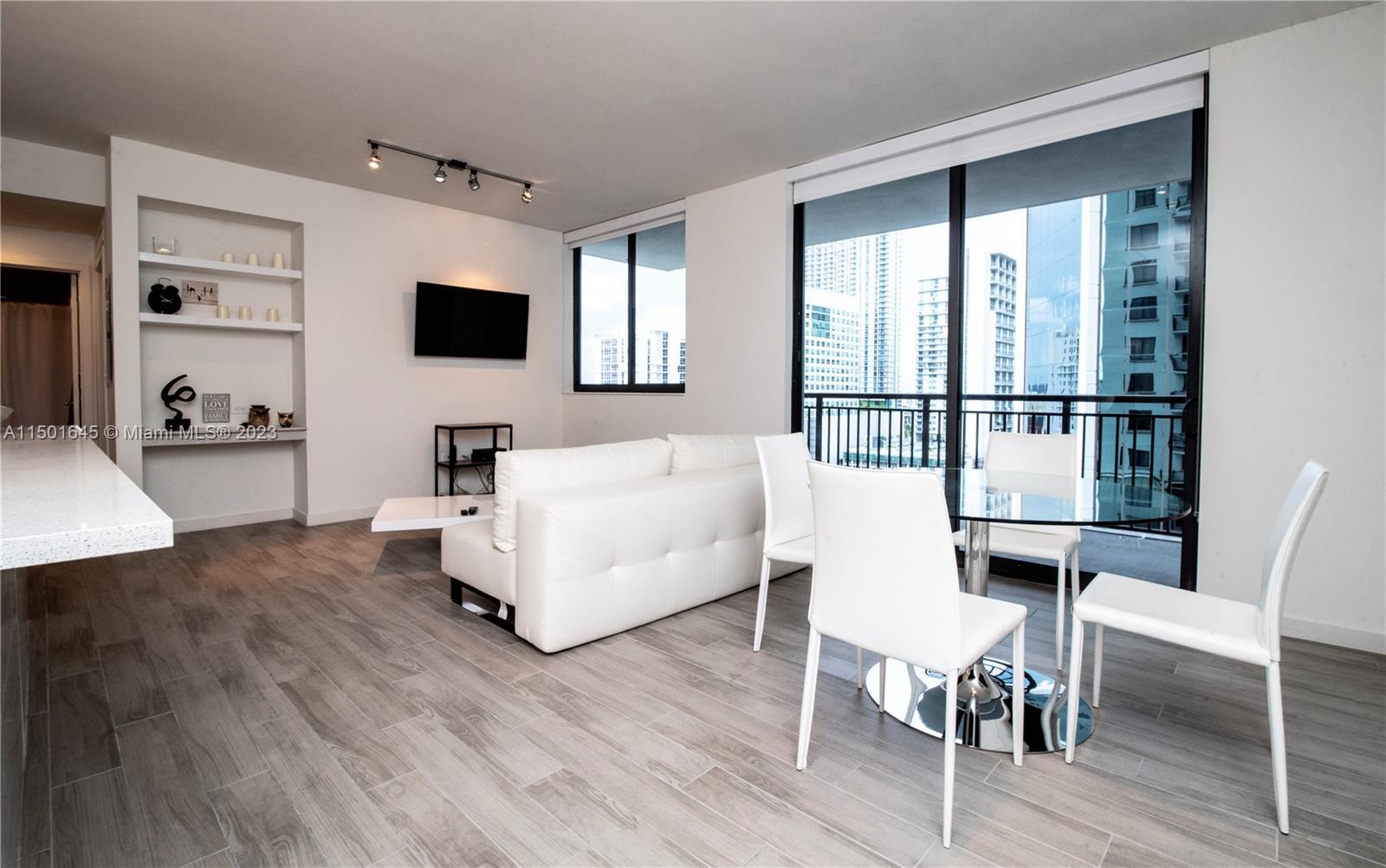 Beautiful and Modern 2 bedroom 2 bathroom Apartment in the heart of Brickell. Fully Furnished with Italian imported furniture pieces. Stunning views of the city, open kitchen layout with quartz kitchen countertop and backsplash. Luxury amenities including Gym, BBQ, Children playroom & playground, Pool, Spa, Game/ Lounge Room, etc. Rent includes 1 assigned parking spot. For Showings please call or text listing agents with 24 hr notice!!!