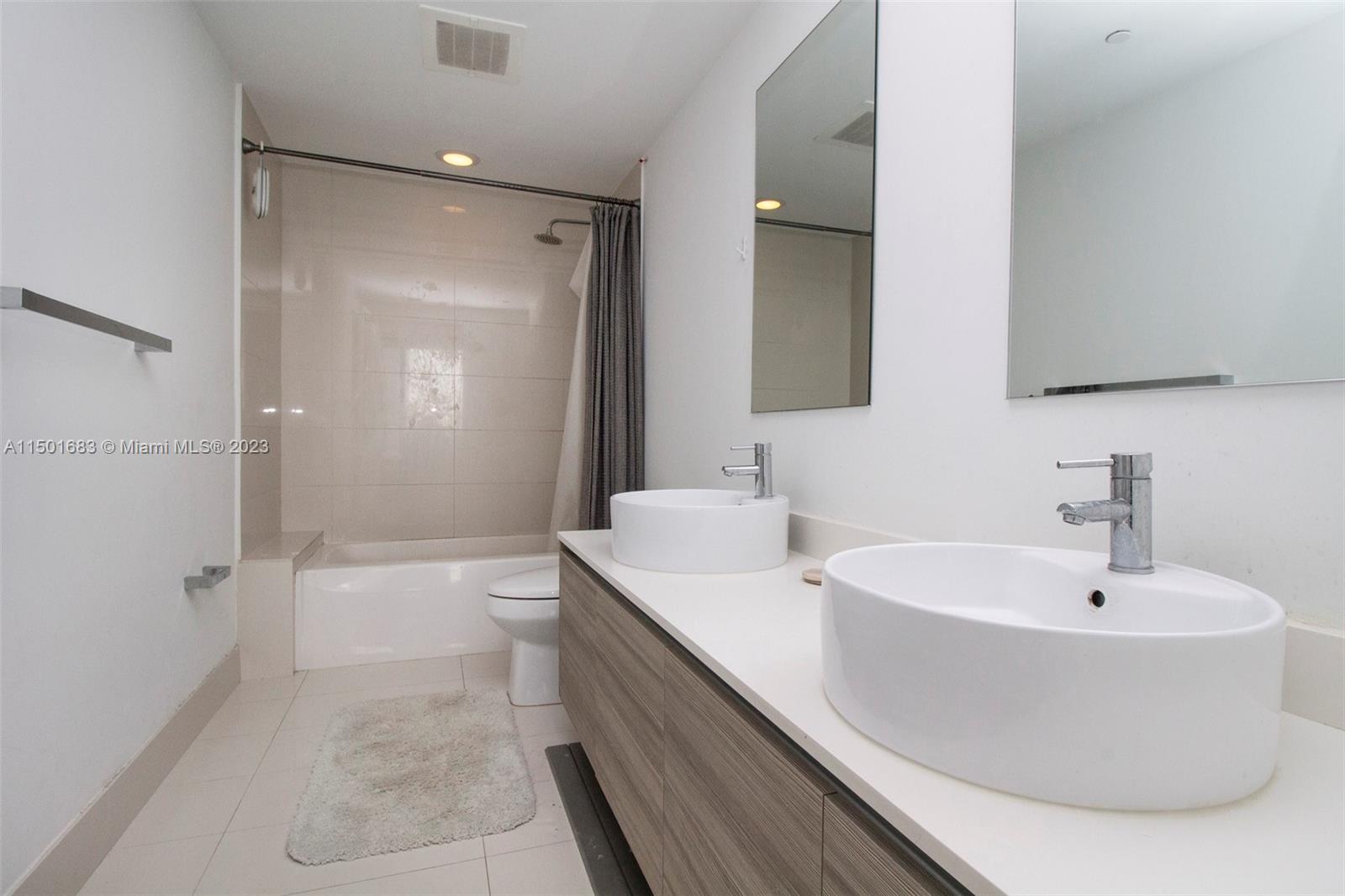 121 NE 34th St 1507, Miami, Florida 33137, 2 Bedrooms Bedrooms, ,2 BathroomsBathrooms,Residential,For Sale,121 NE 34th St 1507,A11501683