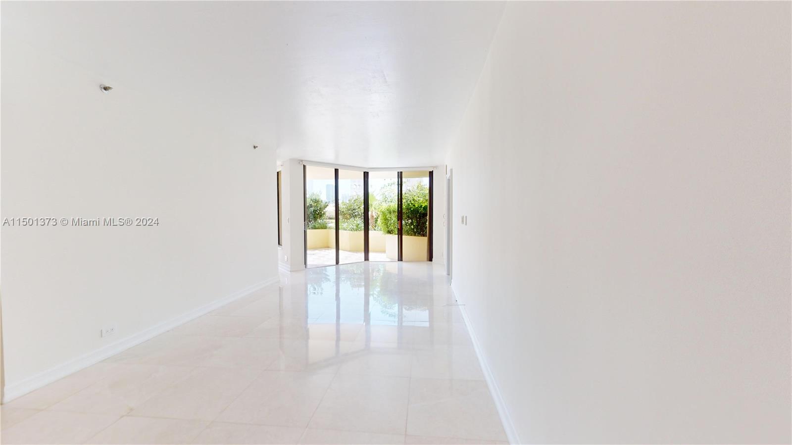 20191 E Country Club Dr 408, Aventura, Florida 33180, 2 Bedrooms Bedrooms, ,2 BathroomsBathrooms,Residential,For Sale,20191 E Country Club Dr 408,A11501373