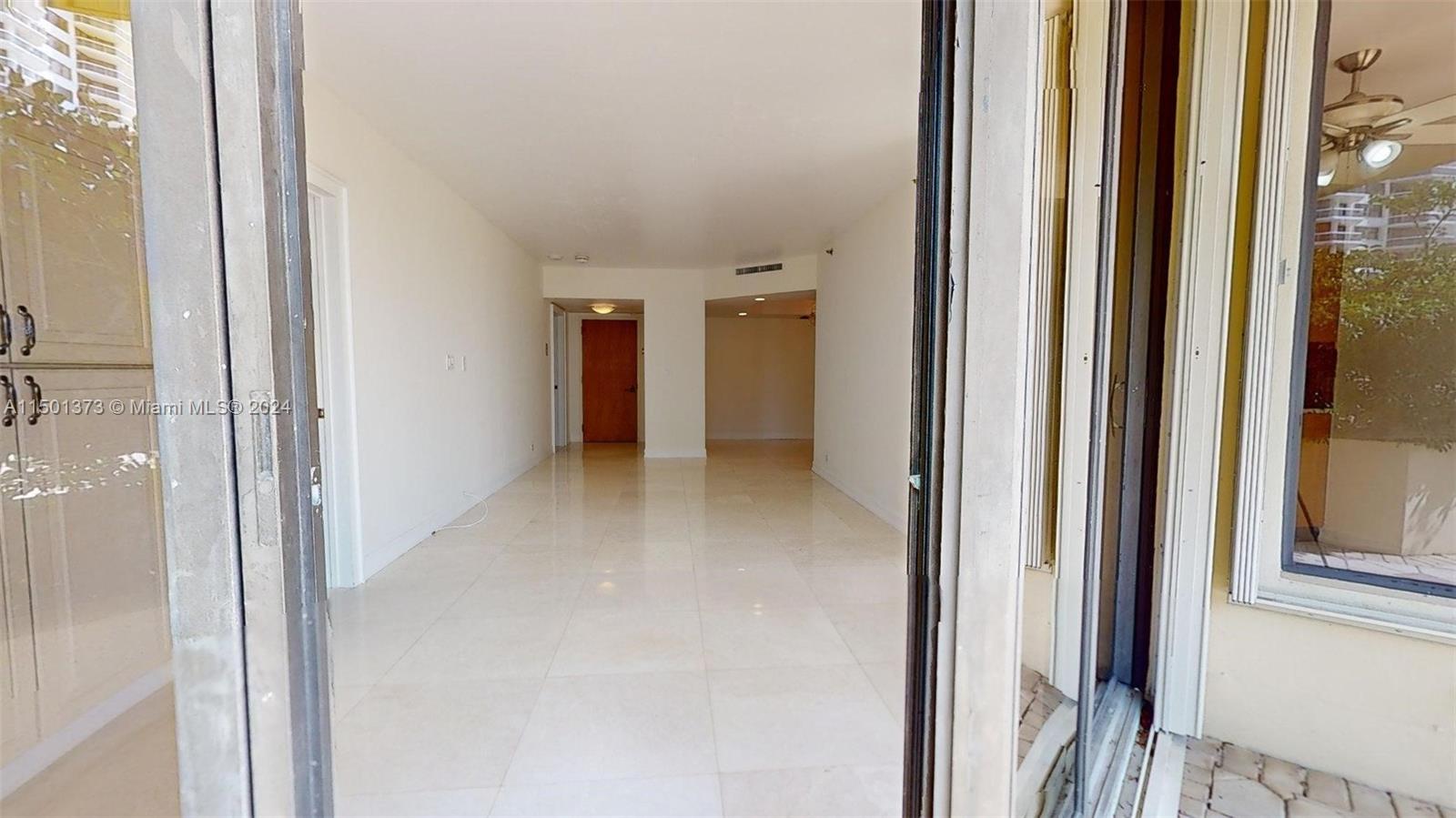 20191 E Country Club Dr 408, Aventura, Florida 33180, 2 Bedrooms Bedrooms, ,2 BathroomsBathrooms,Residential,For Sale,20191 E Country Club Dr 408,A11501373