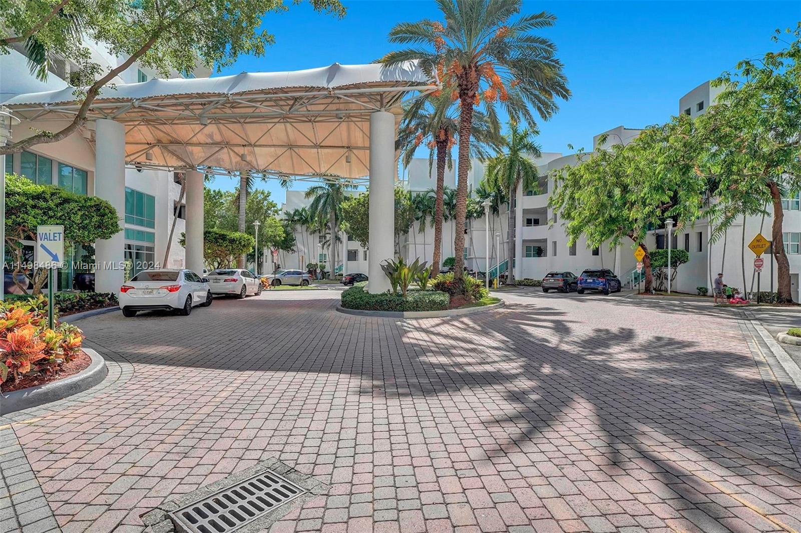 7900 Harbor Island Dr 522, North Bay Village, Florida 33141, 1 Bedroom Bedrooms, ,1 BathroomBathrooms,Residential,For Sale,7900 Harbor Island Dr 522,A11498486