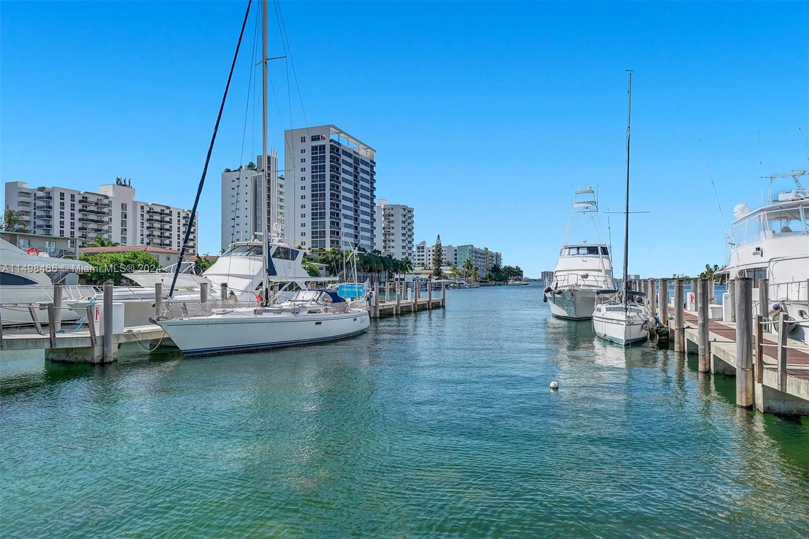 7900 Harbor Island Dr 522, North Bay Village, Florida 33141, 1 Bedroom Bedrooms, ,1 BathroomBathrooms,Residential,For Sale,7900 Harbor Island Dr 522,A11498486