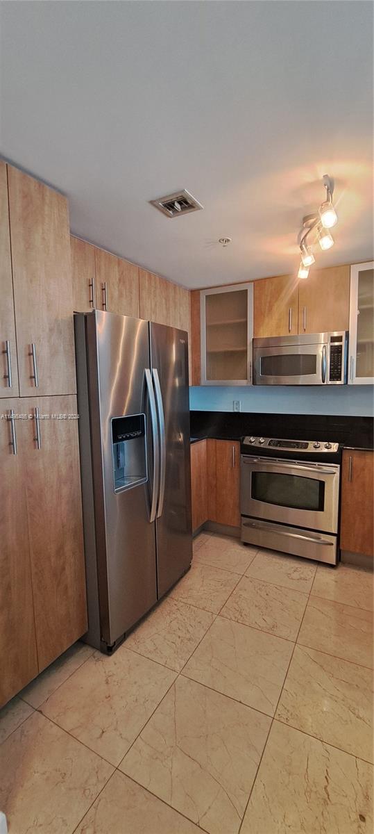 7900 Harbor Island Dr 522, North Bay Village, Florida 33141, 1 Bedroom Bedrooms, ,1 BathroomBathrooms,Residential,For Sale,7900 Harbor Island Dr 522,A11498486