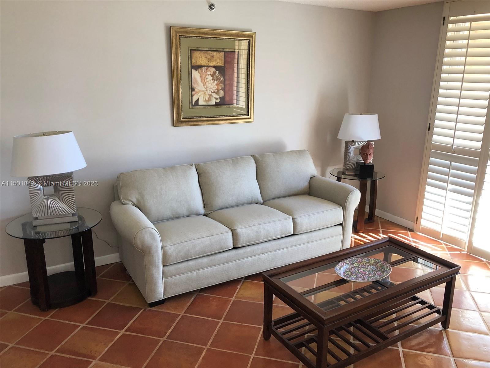 19901 E Country Club Dr 2206, Aventura, Florida 33180, 1 Bedroom Bedrooms, ,1 BathroomBathrooms,Residentiallease,For Rent,19901 E Country Club Dr 2206,A11501849