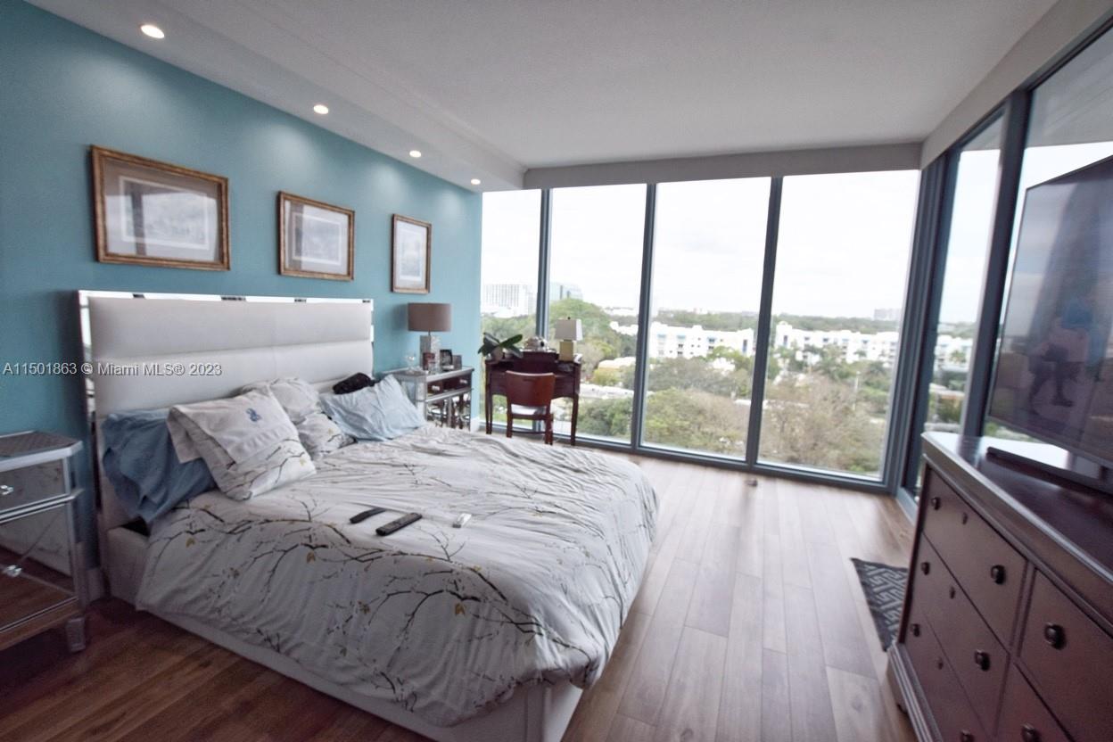 601 NE 36th St 804, Miami, Florida 33137, 2 Bedrooms Bedrooms, ,2 BathroomsBathrooms,Residential,For Sale,601 NE 36th St 804,A11501863