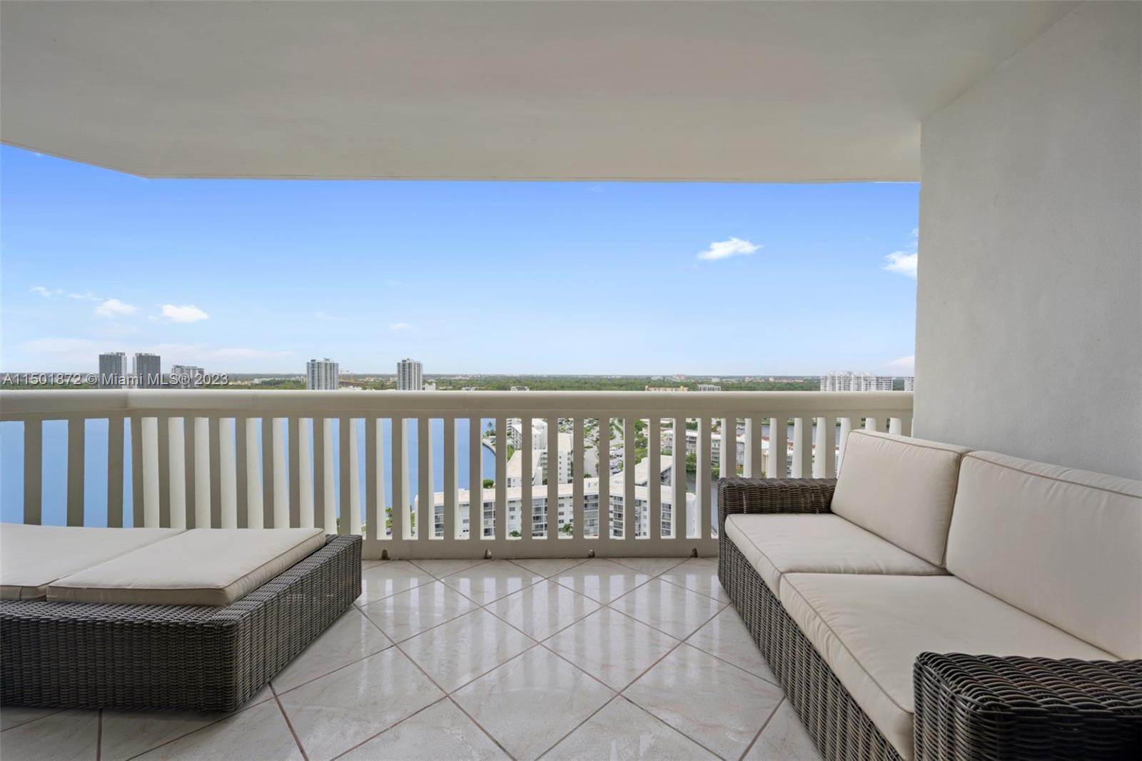 1000 W Island Blvd 2111, Aventura, Florida 33160, 2 Bedrooms Bedrooms, ,2 BathroomsBathrooms,Residential,For Sale,1000 W Island Blvd 2111,A11501872