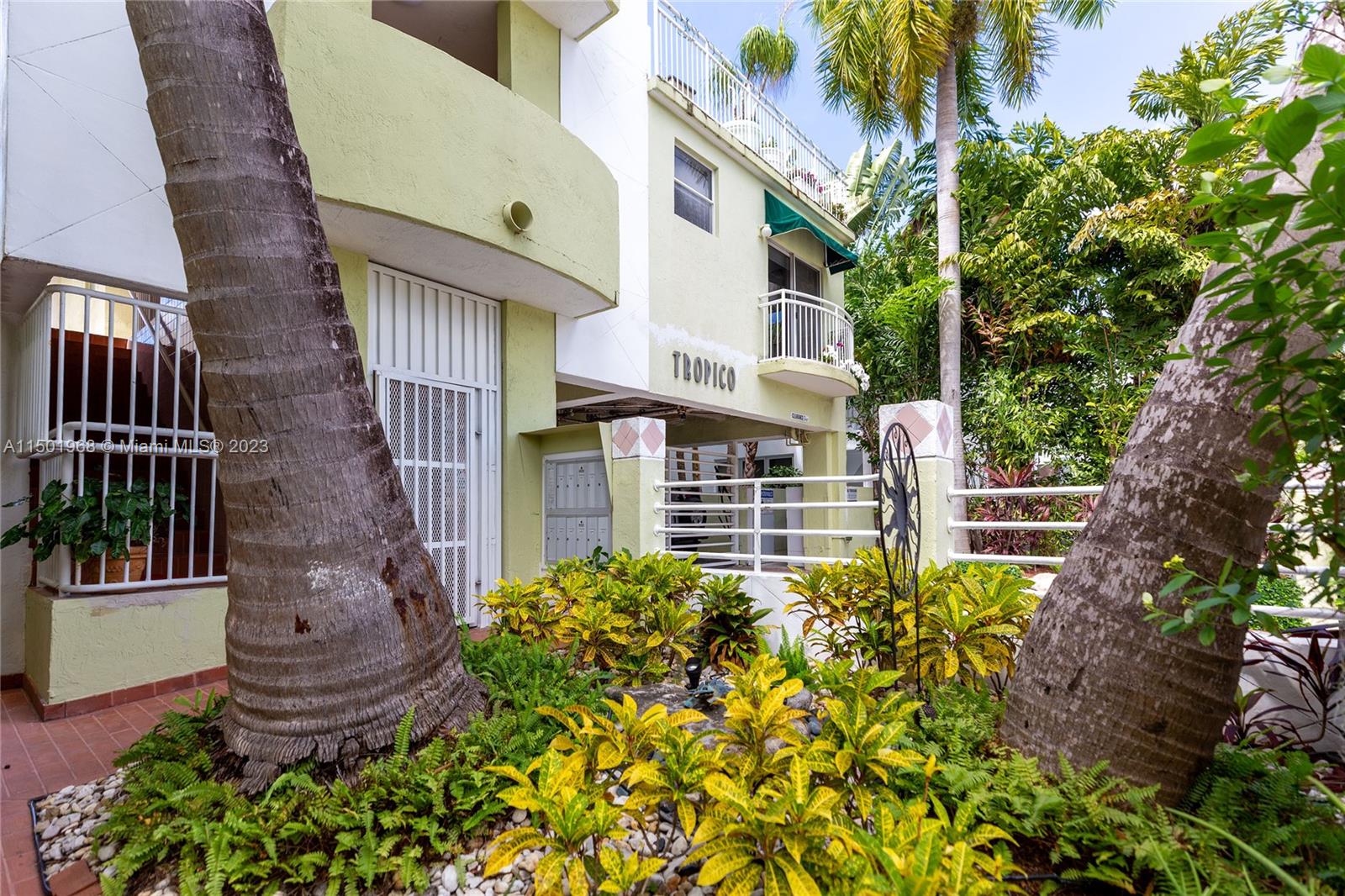 1614 Euclid Ave 34, Miami Beach, Florida 33139, 2 Bedrooms Bedrooms, ,1 BathroomBathrooms,Residential,For Sale,1614 Euclid Ave 34,A11501968